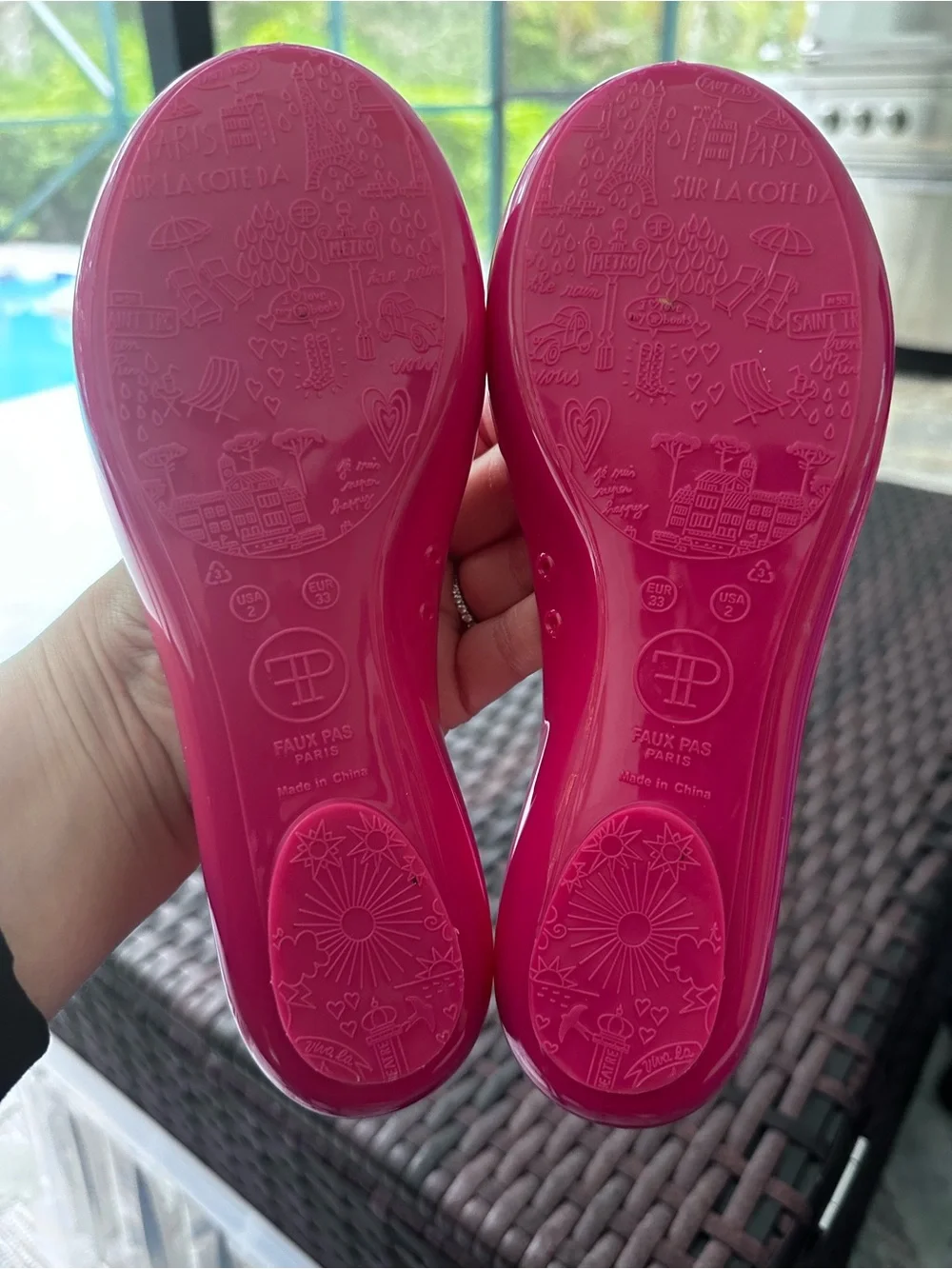 Faux Pink Pas Paris Girl Ballerina Shoes Heart-Accent